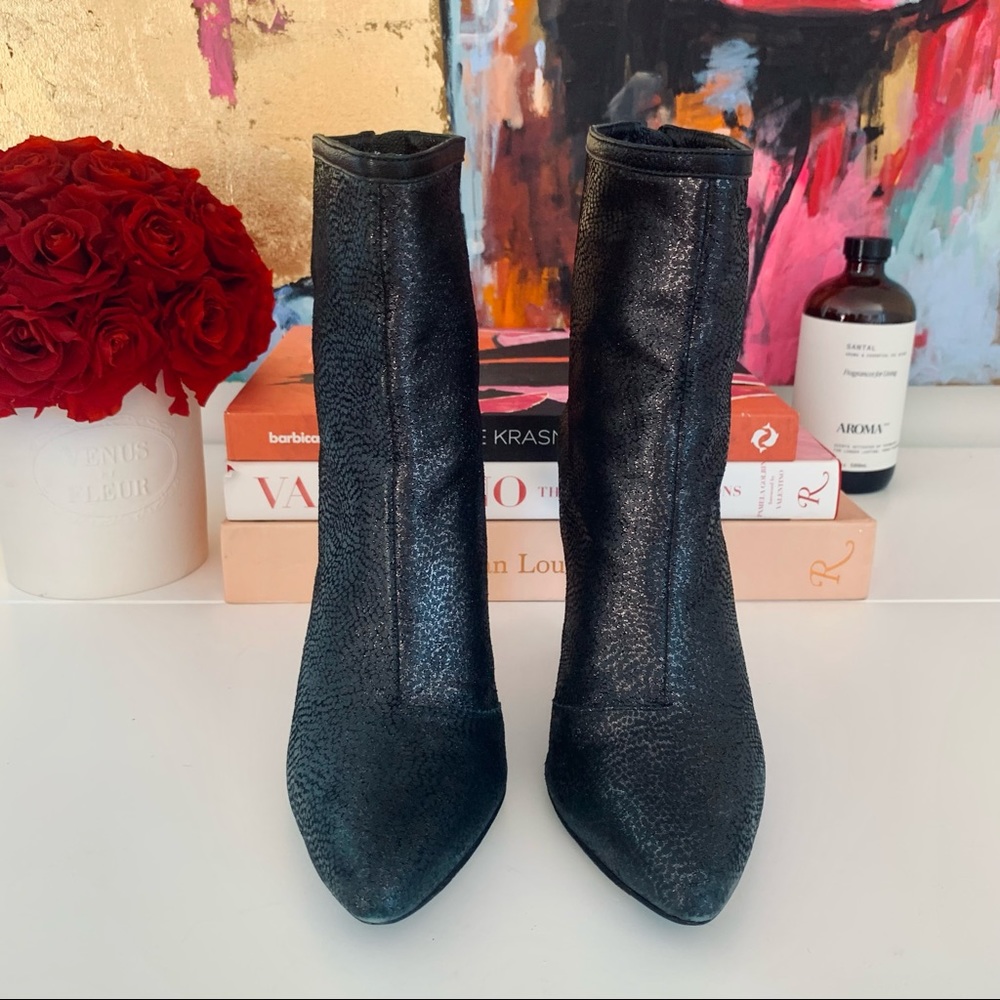 Rebeca Sanver Spanish Leather Shimmer Metallic Ankle Booties 36 / 6